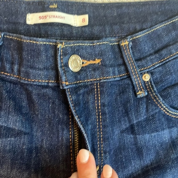 Women’s Levi’s 505 Straight Leg blue jeans - Picture 13 of 17